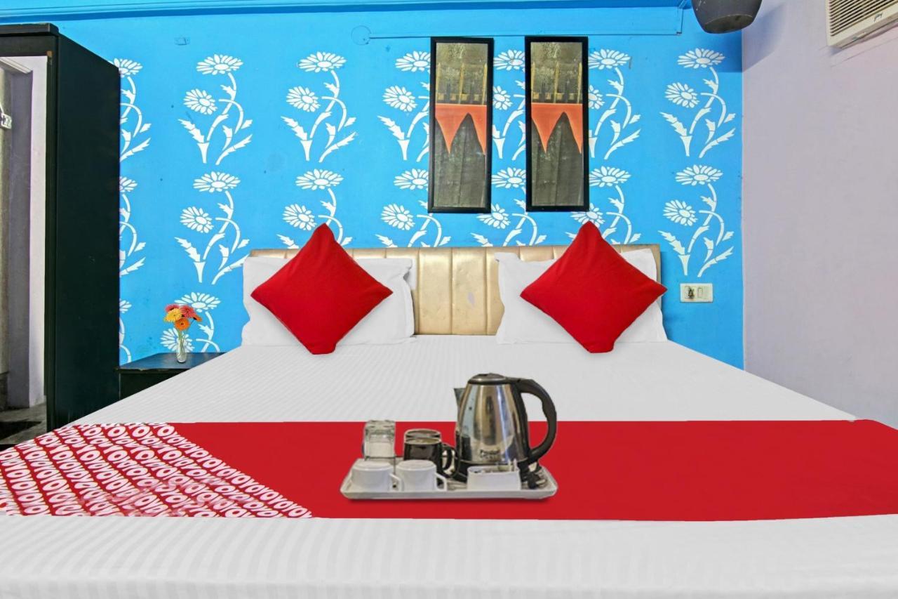 Flagship Hotel Decent Stay Near Pvr Vikaspuri Delhi Neu-Delhi Exterior foto