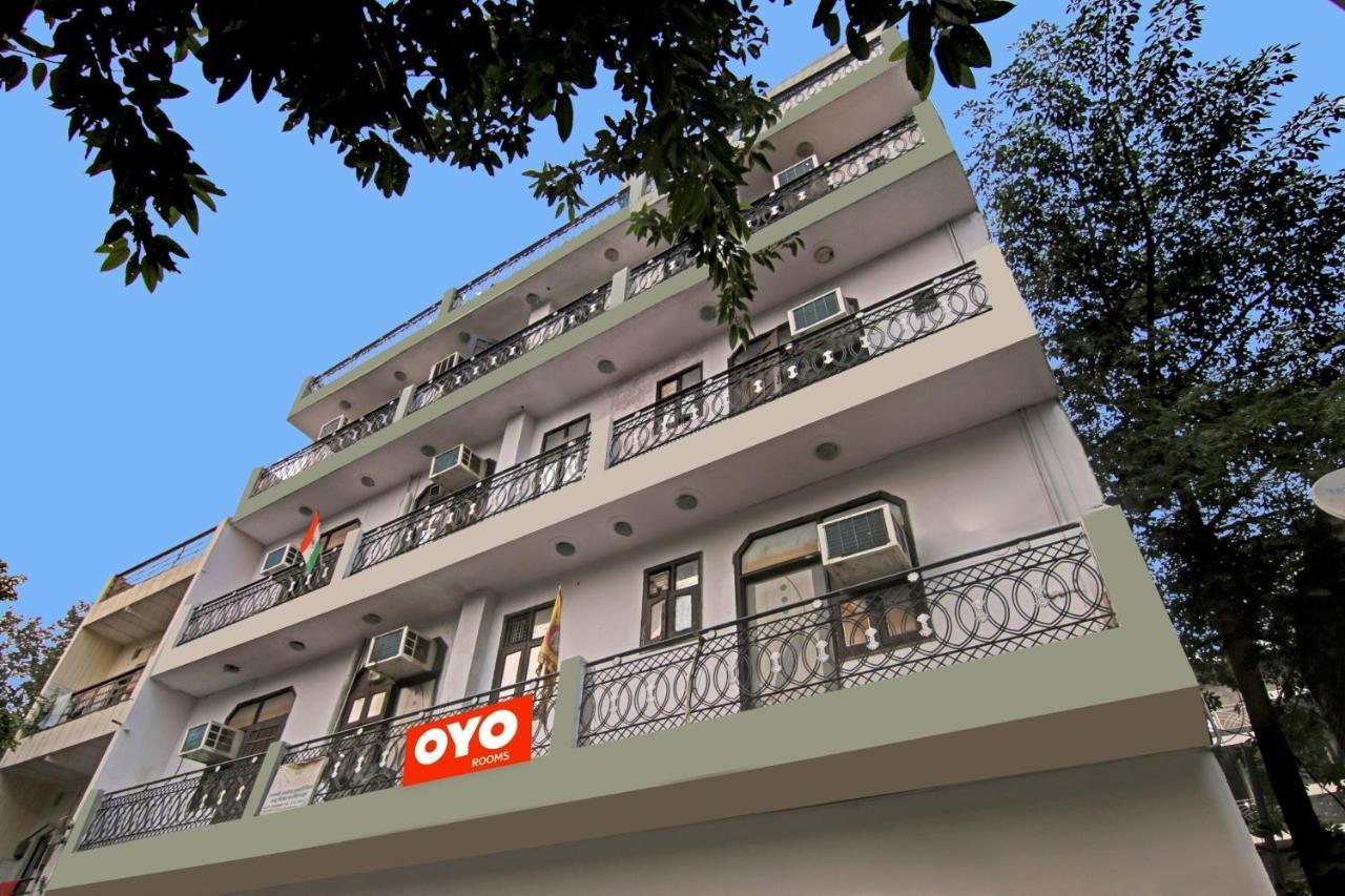 Flagship Hotel Decent Stay Near Pvr Vikaspuri Delhi Neu-Delhi Exterior foto