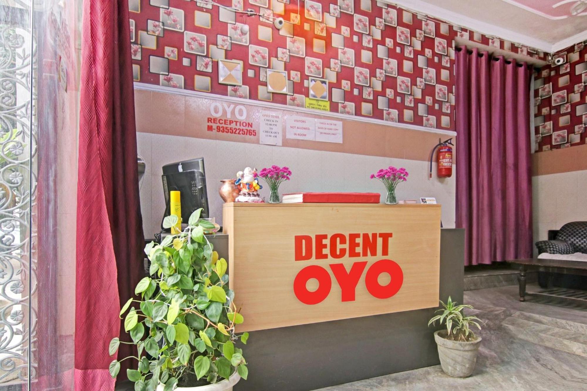 Flagship Hotel Decent Stay Near Pvr Vikaspuri Delhi Neu-Delhi Exterior foto