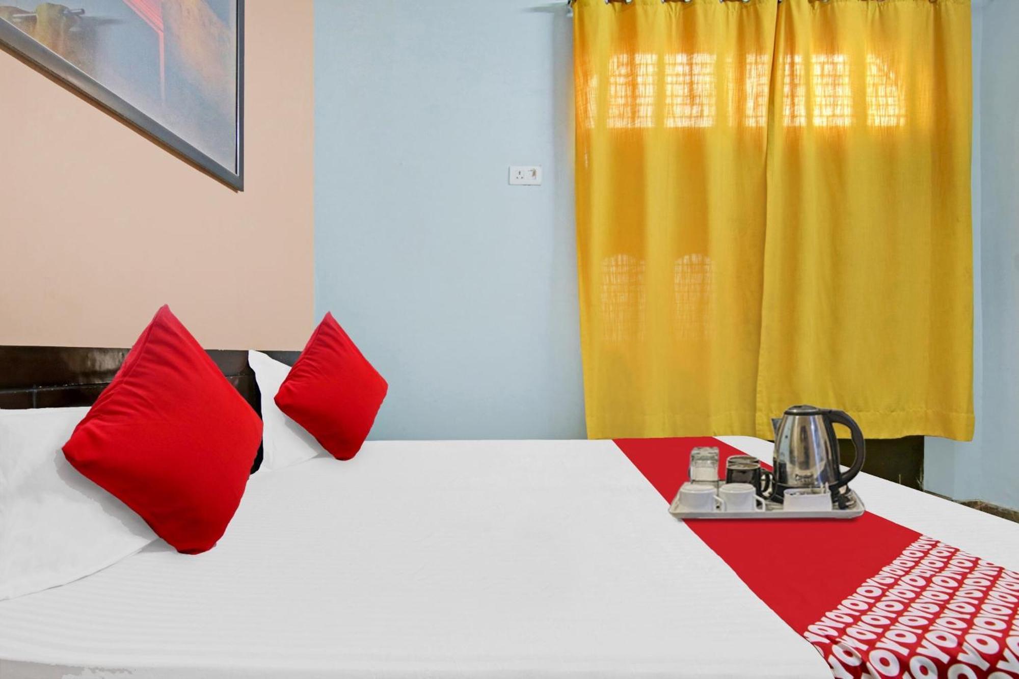 Flagship Hotel Decent Stay Near Pvr Vikaspuri Delhi Neu-Delhi Exterior foto