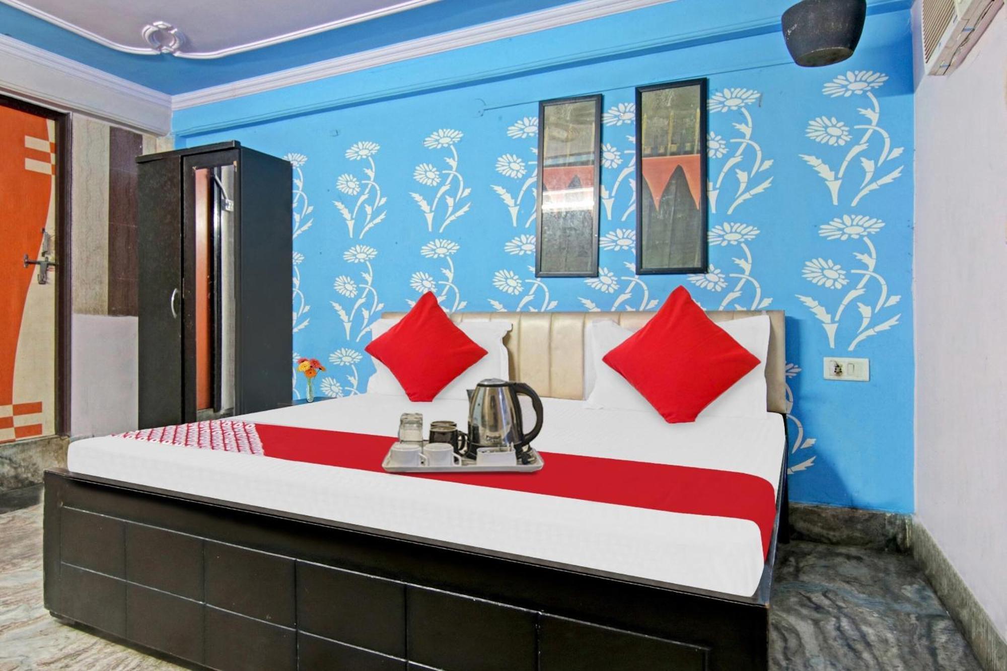 Flagship Hotel Decent Stay Near Pvr Vikaspuri Delhi Neu-Delhi Exterior foto